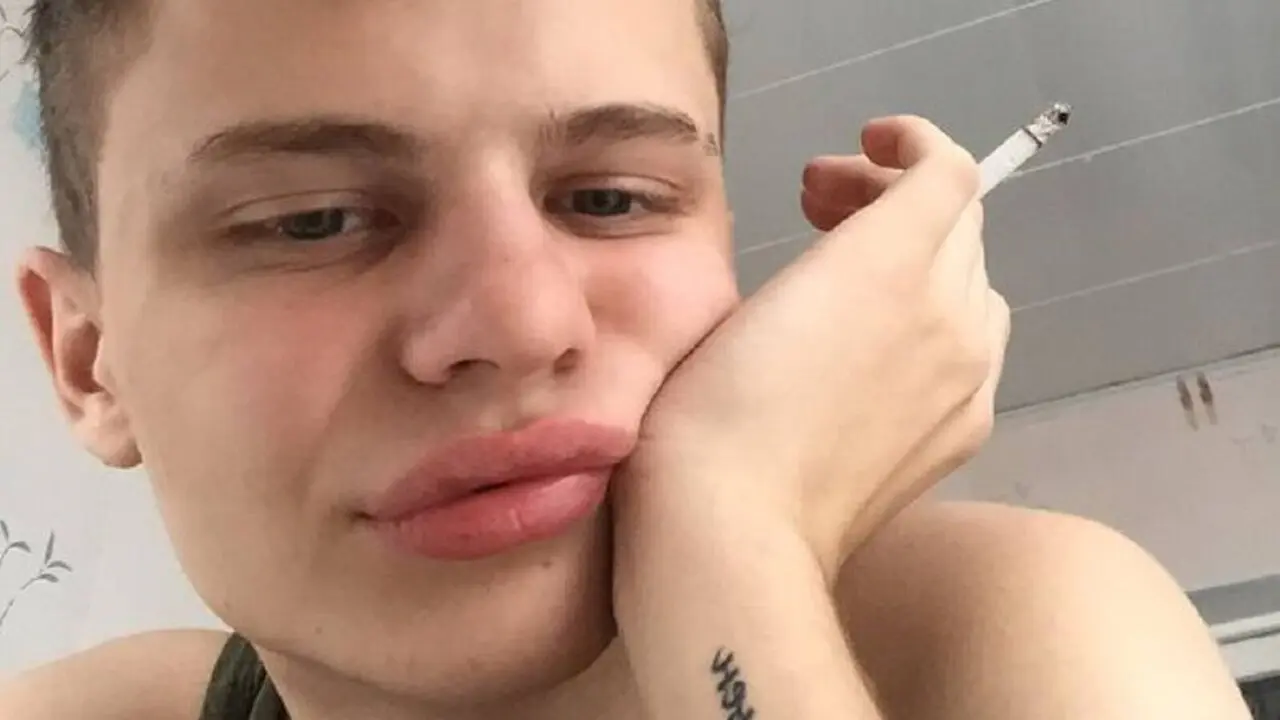 AdamsGrey Amateur Masturbating