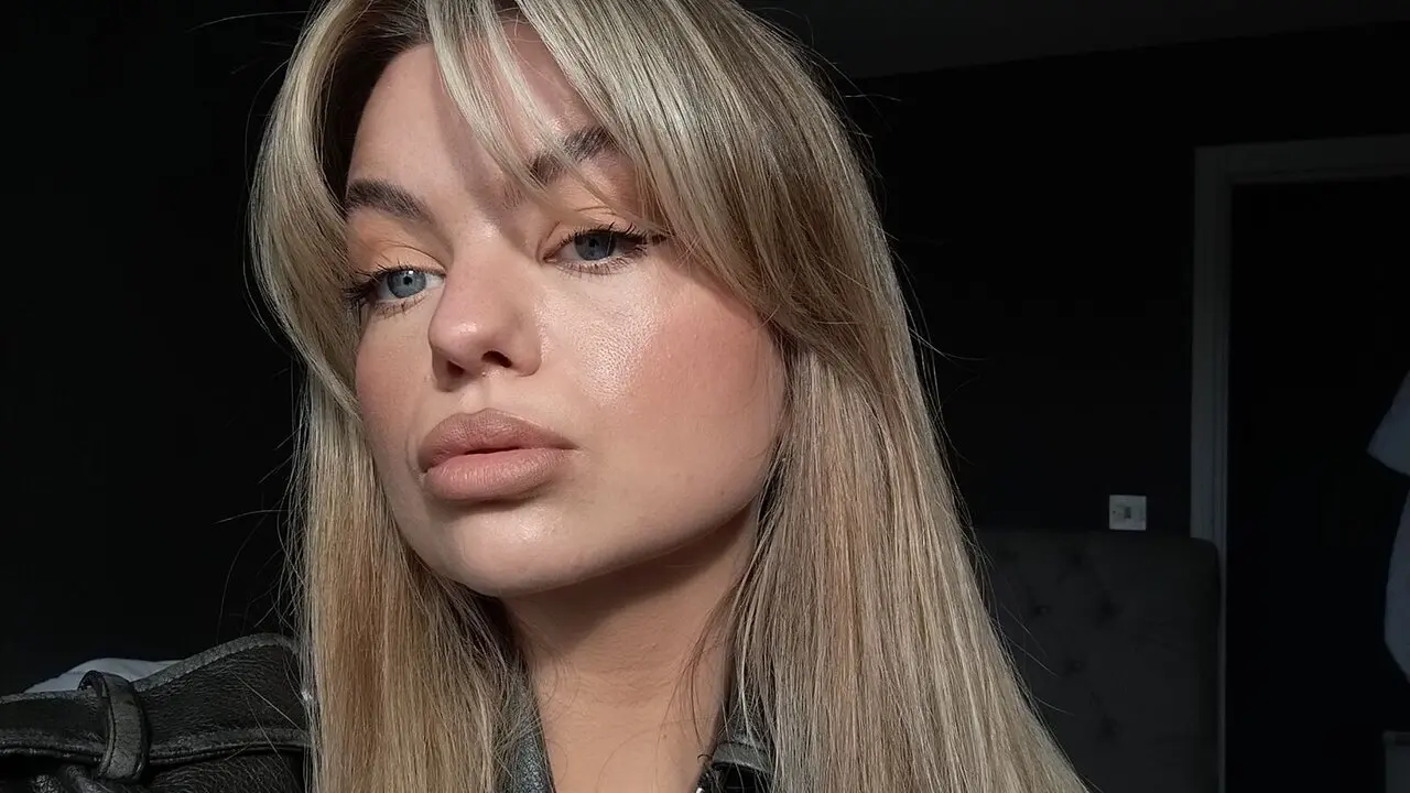 ArabellaValmont Amateur Masturbating