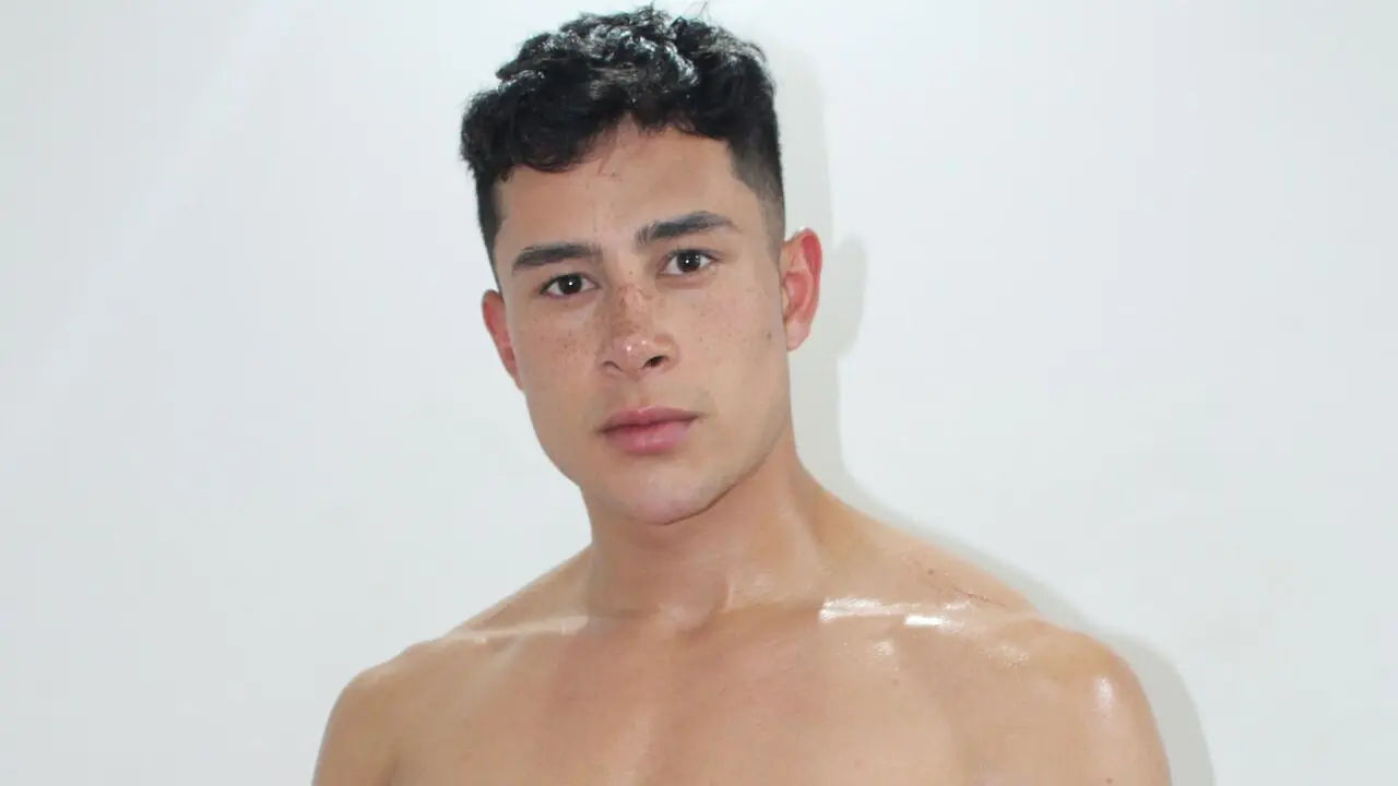 AustinDavid Amateur Masturbating
