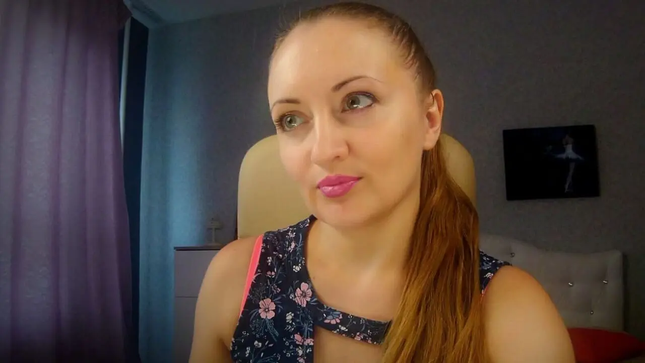 BettyCharis Amateur Masturbating