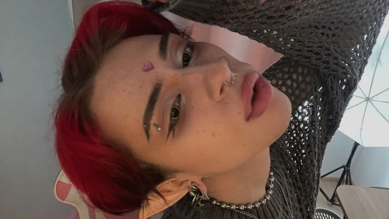 CrystalLeon Amateur Masturbating