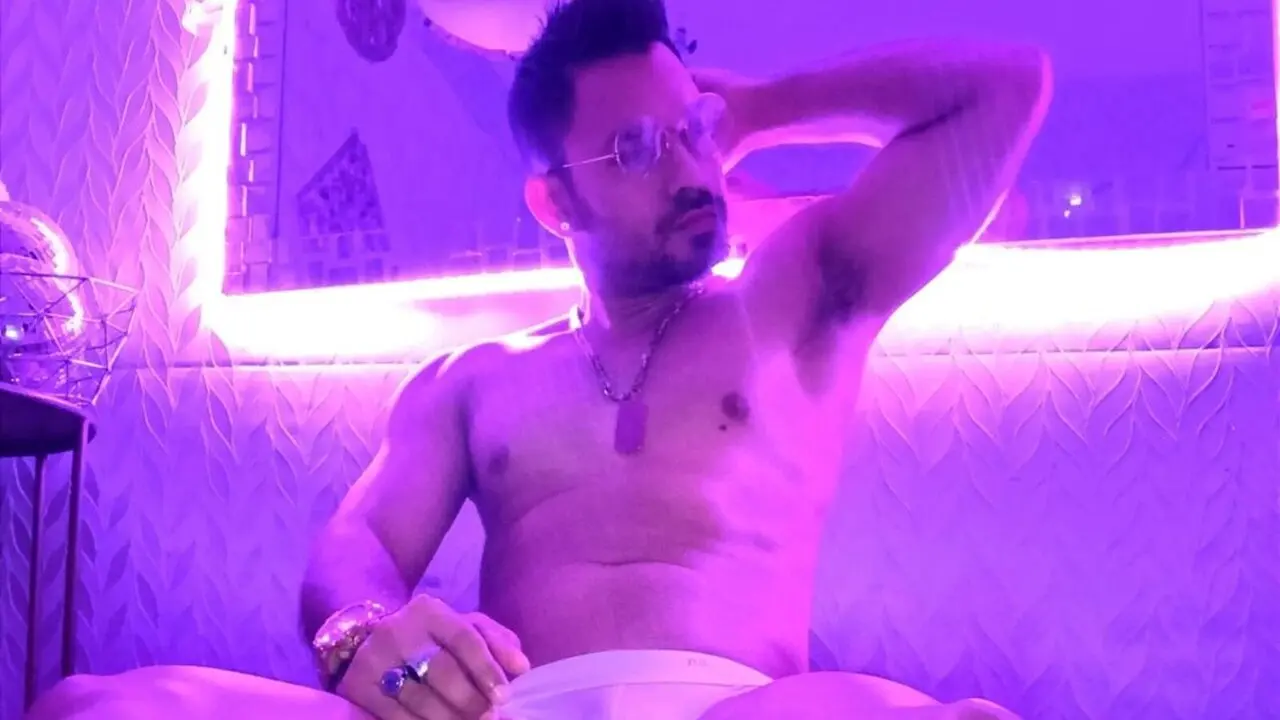 DaveBrown Amateur Masturbating