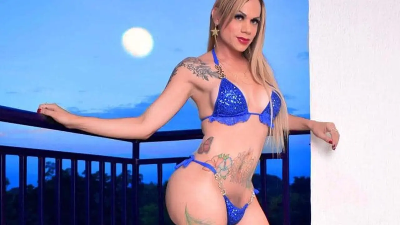 RUBYBELLUCI Amateur Masturbating