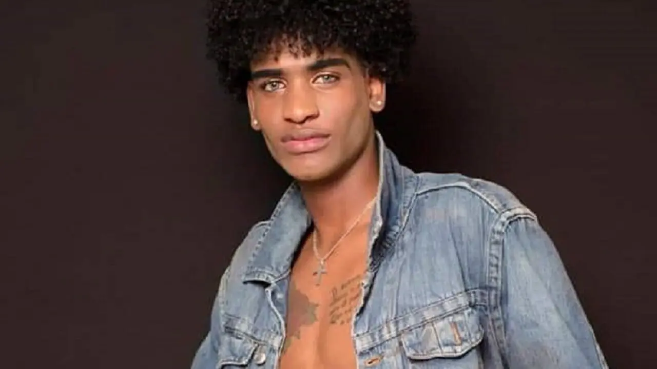 SebasJones Amateur Masturbating
