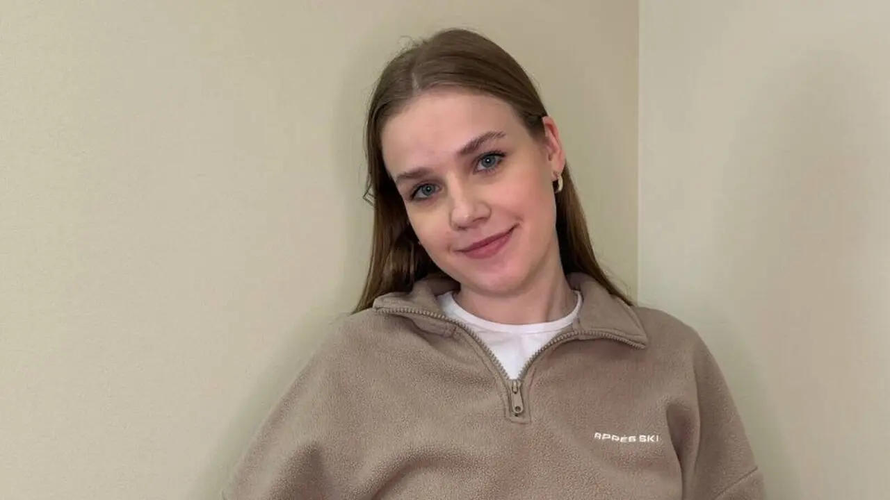 SunnivaBuff Amateur Masturbating
